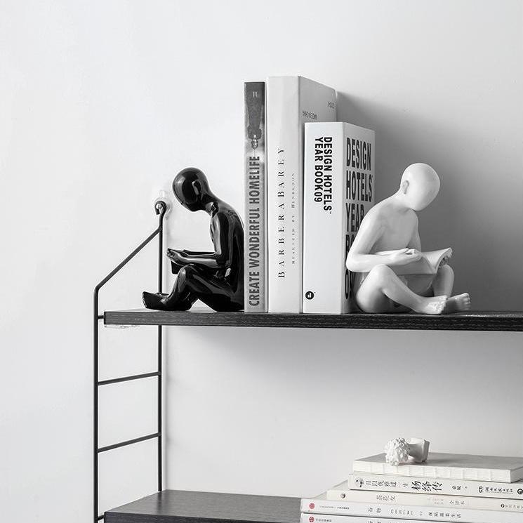 Area Abstract Reading Man (1 pair) - Area Collections