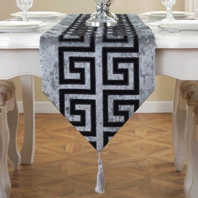 Area Retro Black and White Table Runner - Area Collections