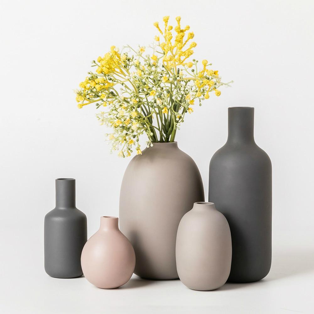Idun Ceramic Vase - Area Collections