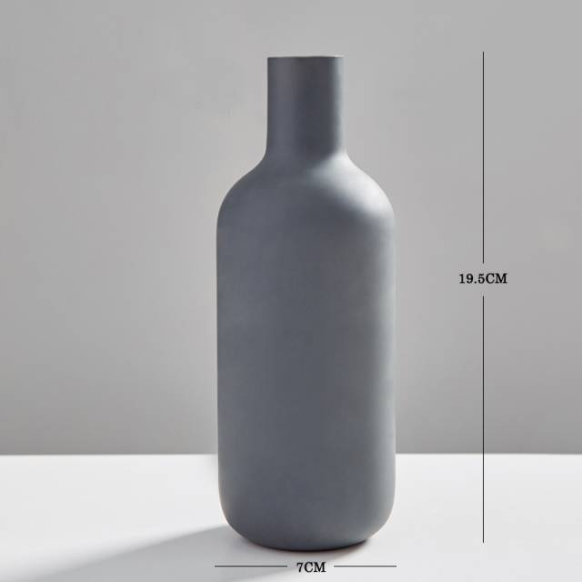 Idun Ceramic Vase - Area Collections