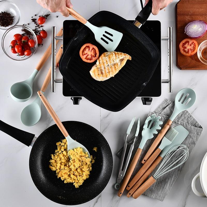 10pc Silicone Kitchen Utensils Set Cookware High Temperature Resistant Non-Stick Wooden Handle Silicone Baking Tool Ruya Company