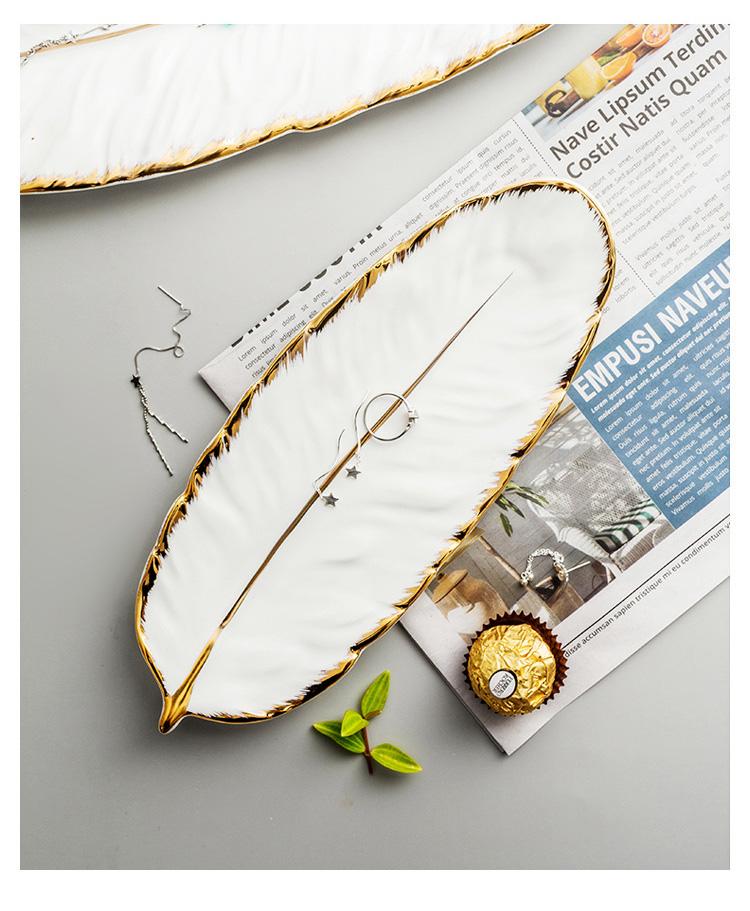 Feather of Gold Plate Tray - Area Collections
