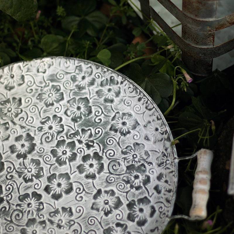 Handcrafted Retro Flat Serving Plate - Area Collections