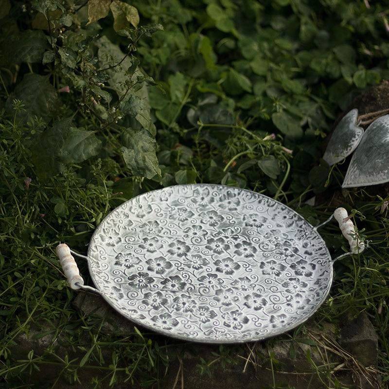 Handcrafted Retro Flat Serving Plate - Area Collections
